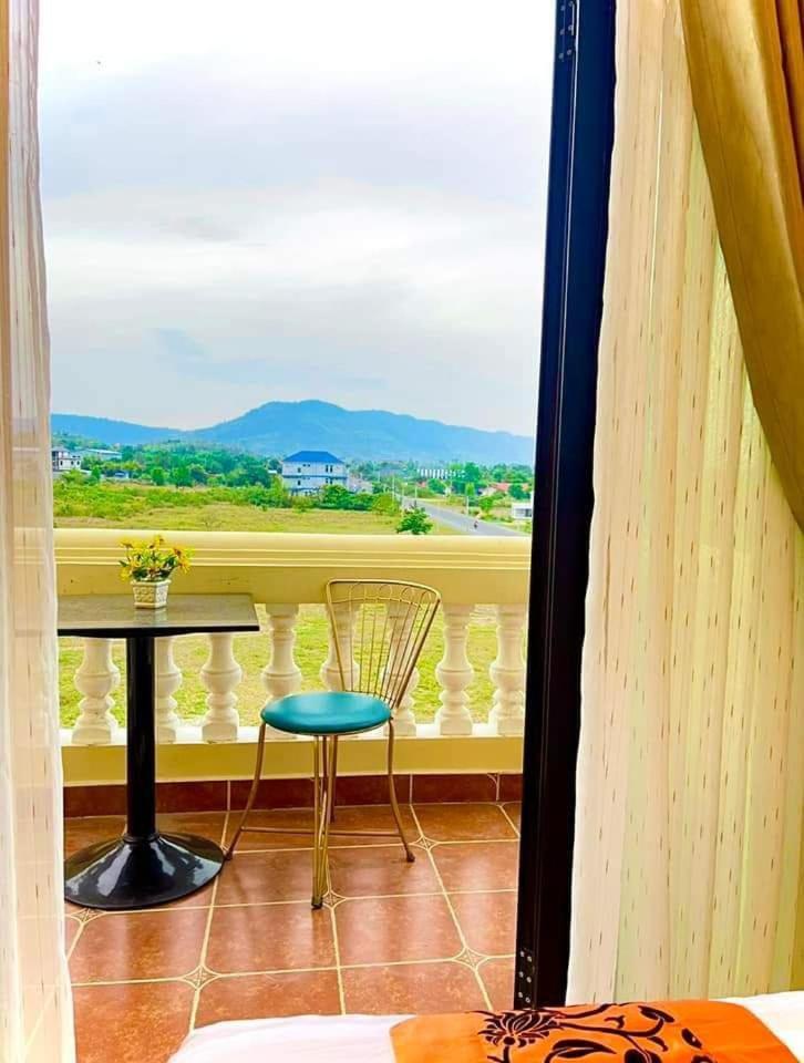 Hang Meas Boutique Hotel Kampot Exterior foto